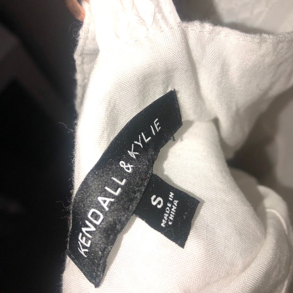 Kendall & Kylie Romper - Picture 2 of 4